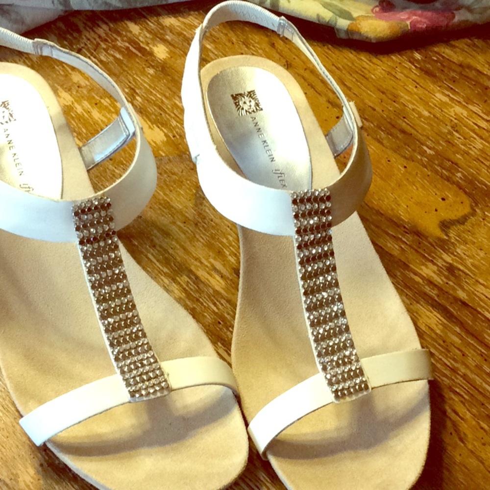 Women’s formal shoes